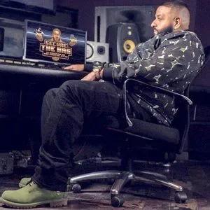 Timberland MONEY GREEN 10 DJ Khaled SECURE THE BAG Boots Nubuck Leather VGUC DJ KHALED x TIMBERLAND  main image 3